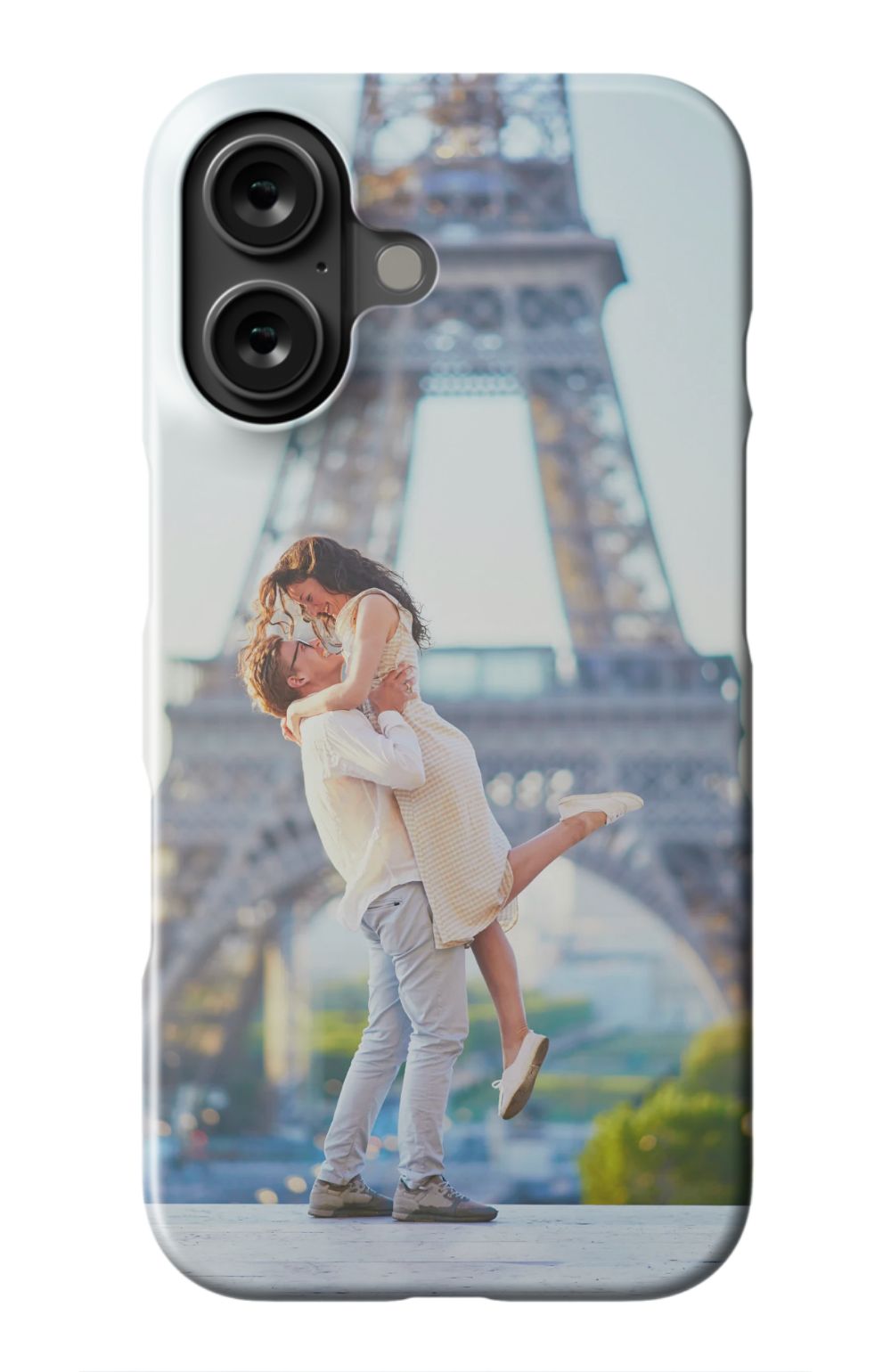 Couple Eiffel Tower